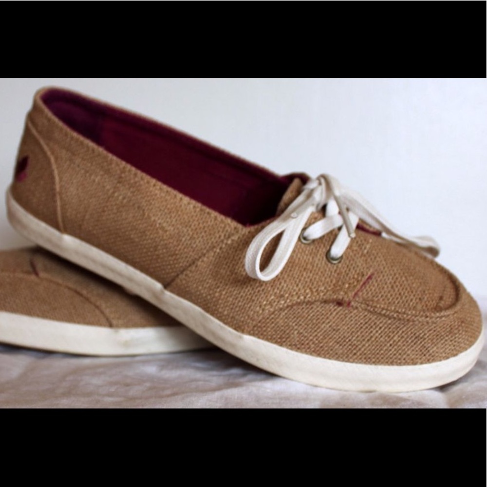 Reef Bella Costa's Deckhand Tan Burlap Slip Ons